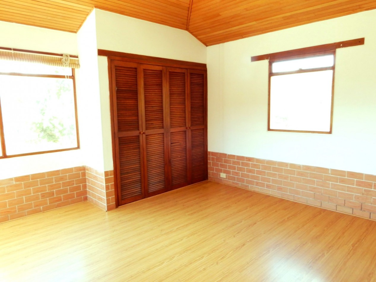 Casa en Venta La Calera Vereda Buenos Aires rodeada de jardines