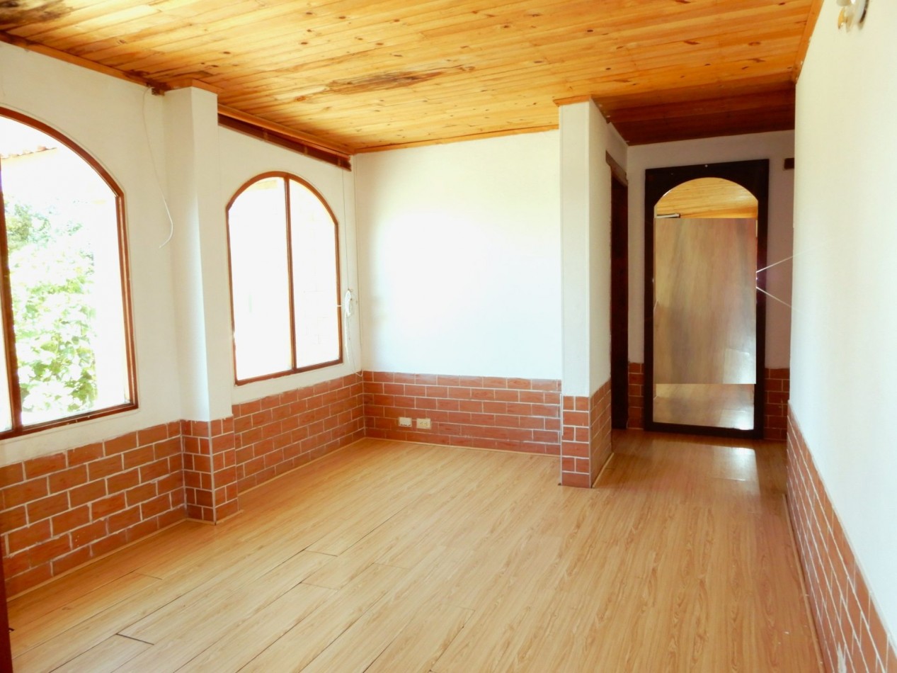 Casa en Venta La Calera Vereda Buenos Aires rodeada de jardines