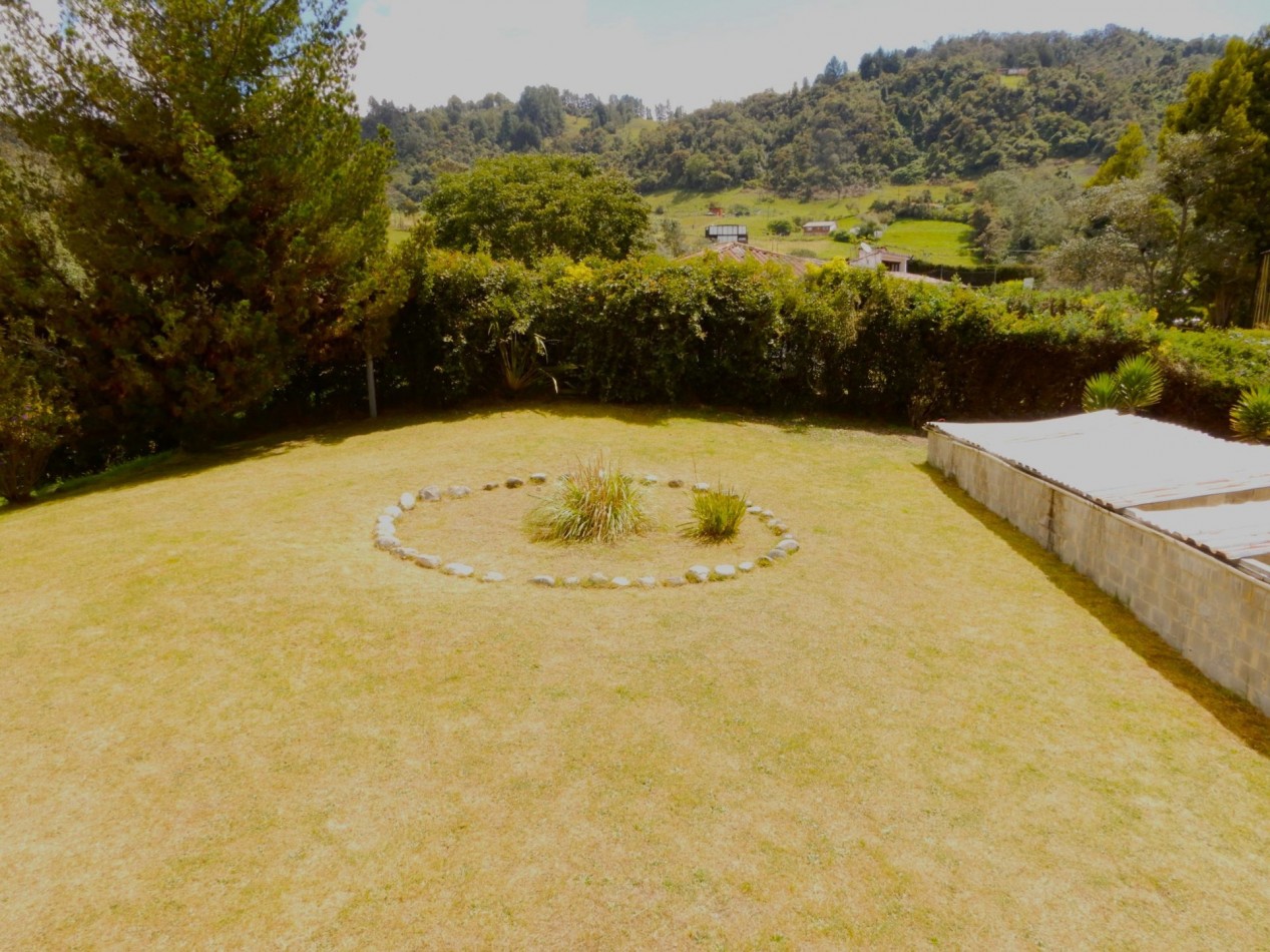 Casa en Venta La Calera Vereda Buenos Aires rodeada de jardines