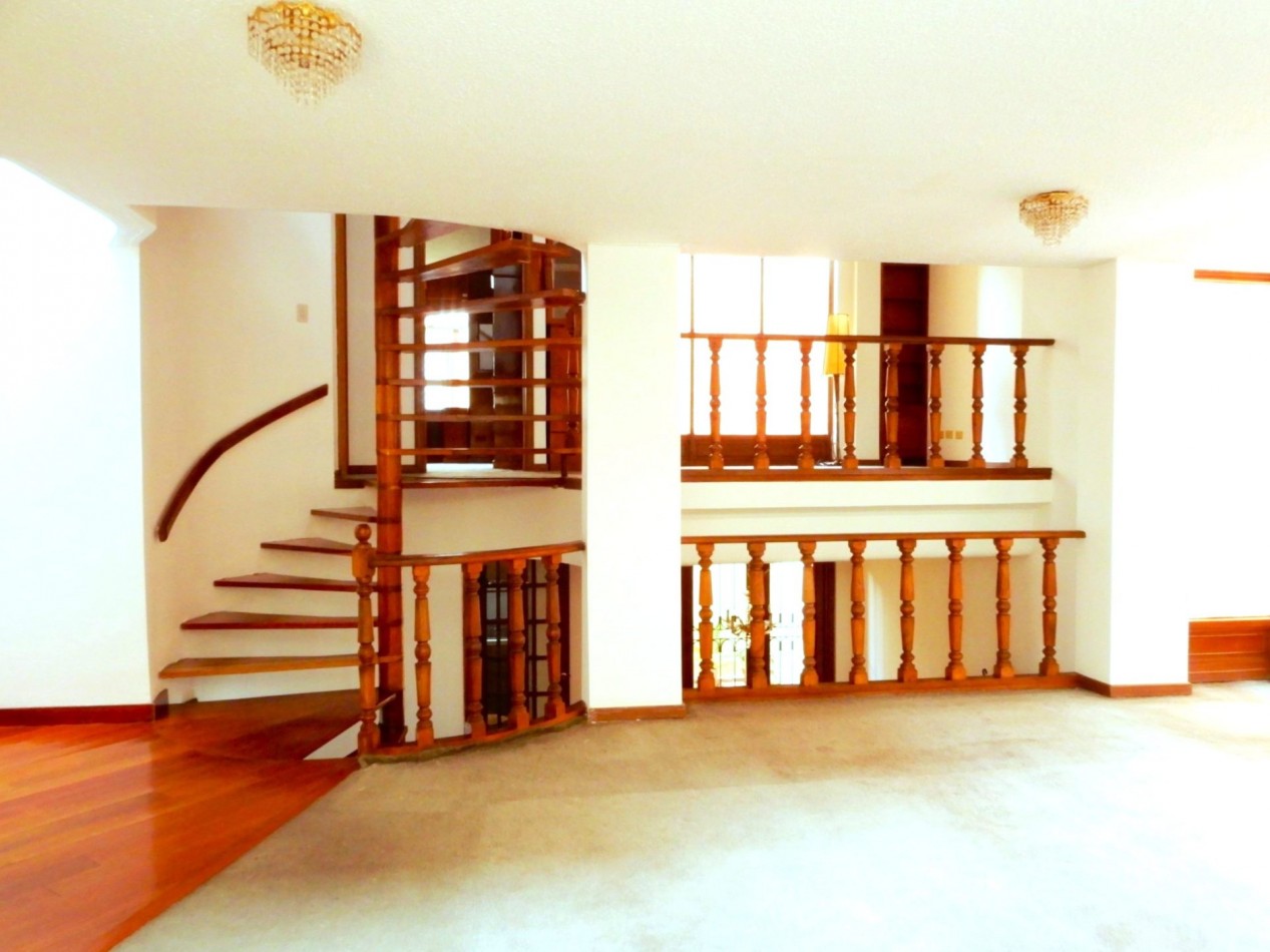 Casa en Venta La Calleja en Conjunto Cerrado