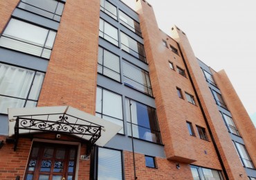 Apartaestudio en Arriendo Alhambra con Alcoba Independiente y Parqueadero